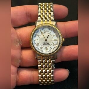 Ducks Unlimited Watch Women Silver Gold Two Tone Date **Not Running**